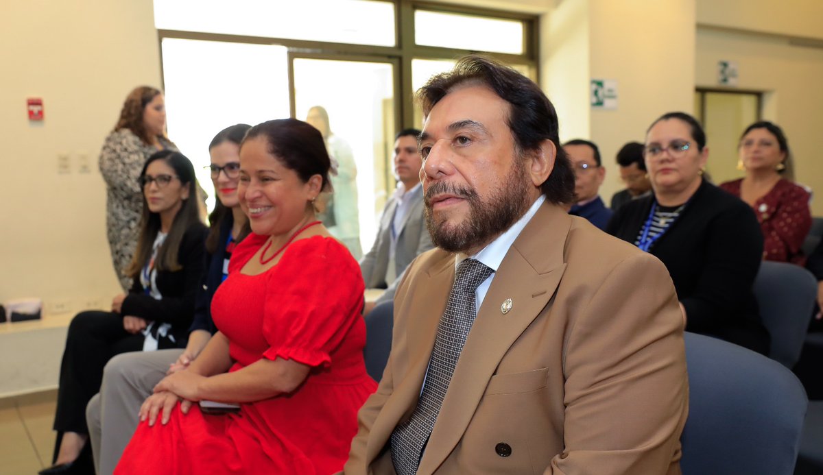 Esta firma reafirma nuestro compromiso con el bienestar de la niñez afectada por quemaduras. El esfuerzo incluye:

✅ Programas de capacitación
✅ Insumos médicos
✅ Proyectos de mejora de infraestructura
✅ Acompañamiento en procesos de traslado para atención especializada