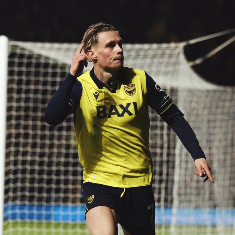 Second Tier podcast tweet media