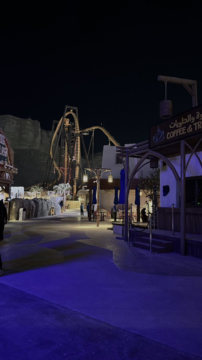 0____llli's tweet photo. Thx @SixFlagsQC team for the invitation.🎢🎡🤍 https://t.co/AYJLesz3Me