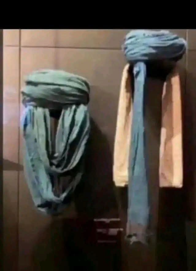 UhureSmile's tweet photo. Since Una no wan buy food stuff, make Una come buy insecurity turban 😂😂😂😂 https://t.co/7k2eoO38r1