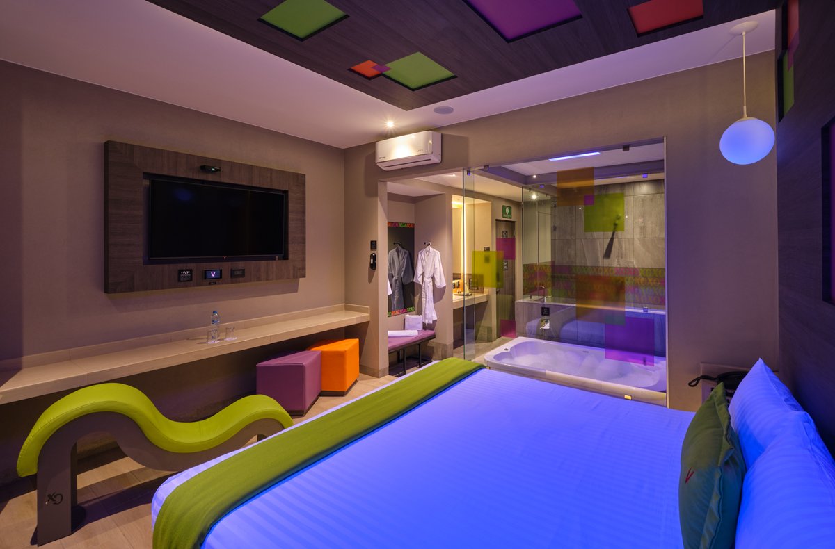 xohotelmx's tweet image. El plan perfecto para esta noche de viernes 😈😈😈
xohotel.com.mx