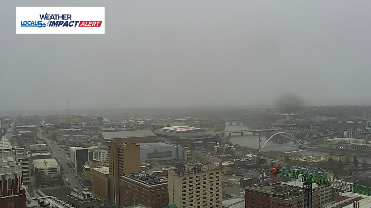 ChrisKuball's tweet image. And so it begins.  Snow is starting to take over the Des Moines area and the rest of central Iowa.  Stay safe as we extend into the weekend. #IAWX #DSM