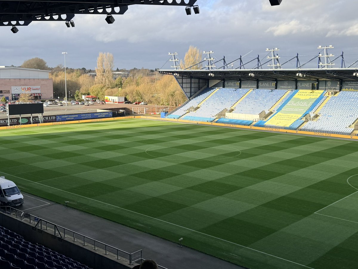 KieronJennings3's tweet image. All set for a Friday night under the lights on Sky! 🌱 @taylorturton123