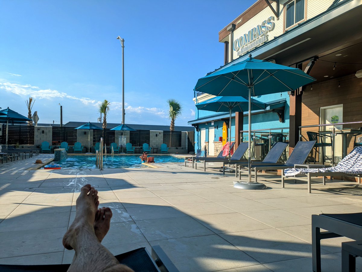 HotelCompass's tweet image. “The property was beautiful, the rooms comfortable, and the breakfast was plentiful and delicious!” - Paul M., guest at Compass Hotel Flagler Beach

See more at mville.io/46kYmli