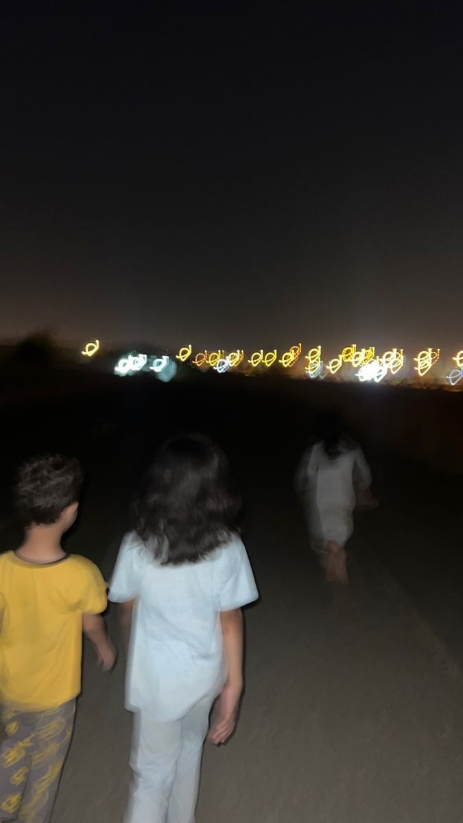 قلبي نفسيته فـبرجر وهم مانعينه
وشحيلتي لاطلب قلبي مني البرجر

#روحنا_ركض🏃🏻 
#حد_يبي_برجر🍔