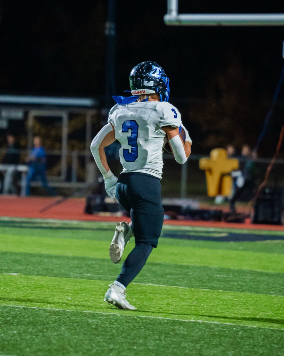 Logan Arch tweet media