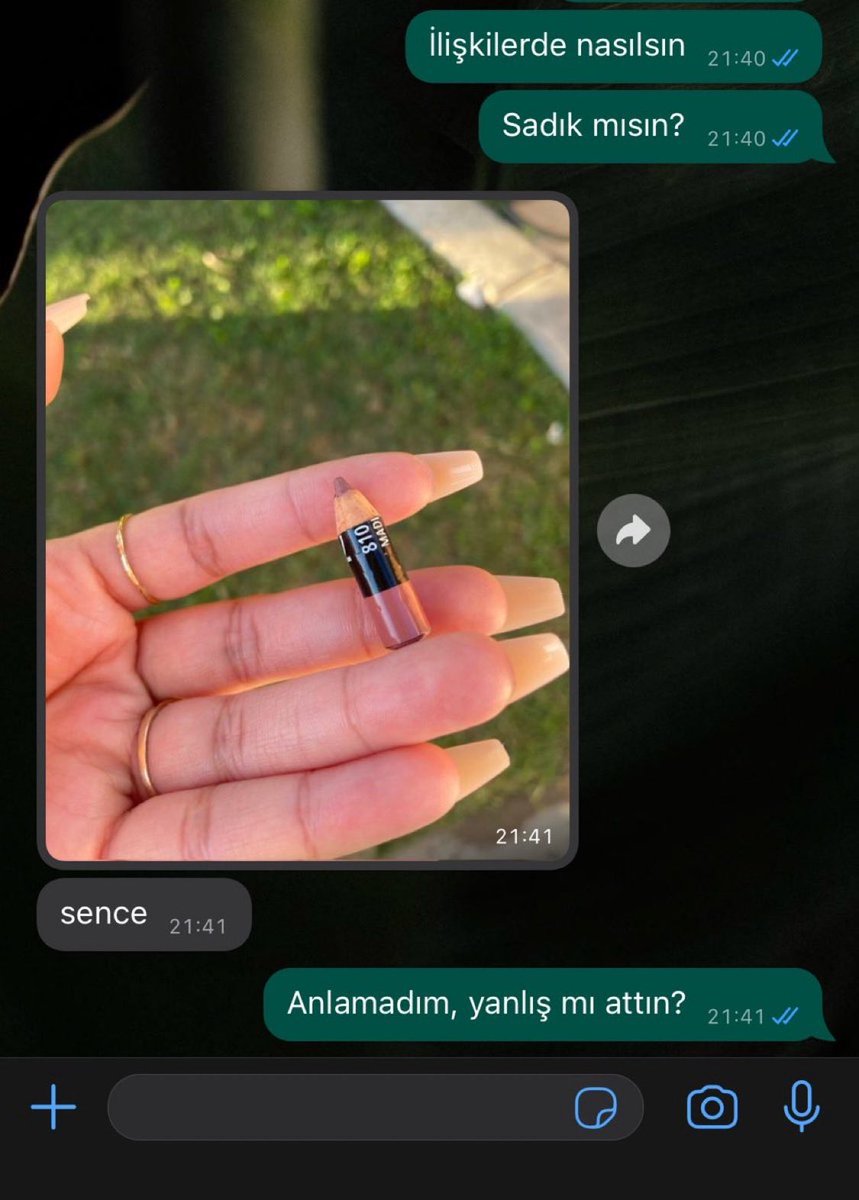 kızlar bu ne demek istiyor?
