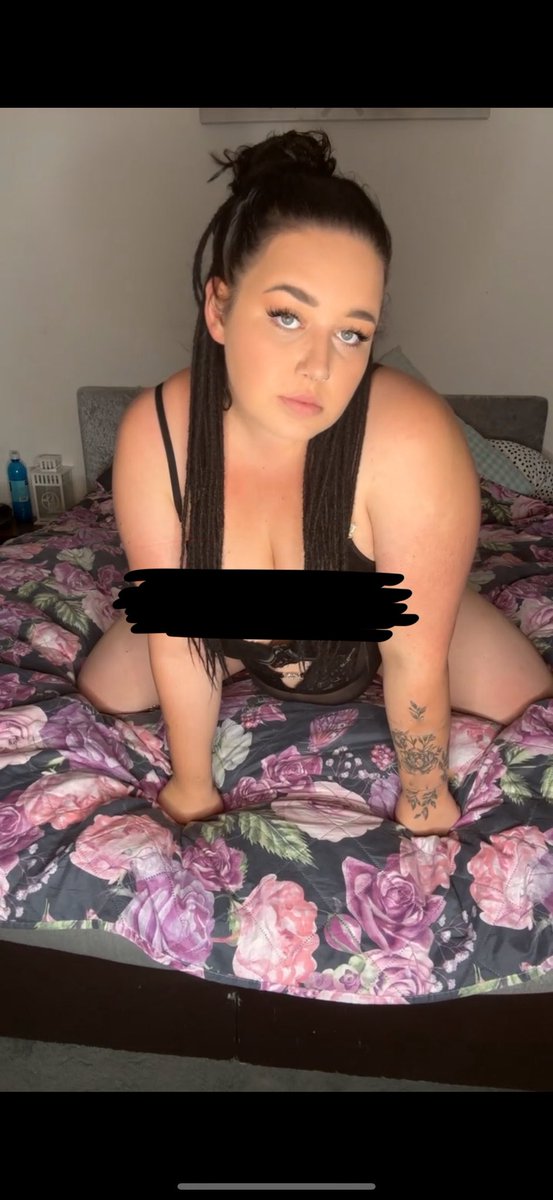 Guten Abend ihr Erbärmlichen köter . Deiner Herrin ist langweilig, wie wäre es mit einer Session ? Findom geldherrin zahlsklave paypig zahlschwein loser Beta goddess