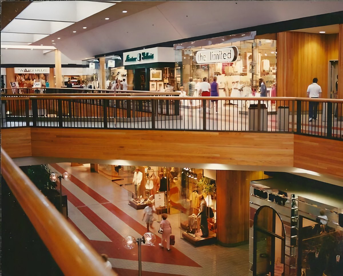 _GrandpaD__Old School Vegas✨ tweet media