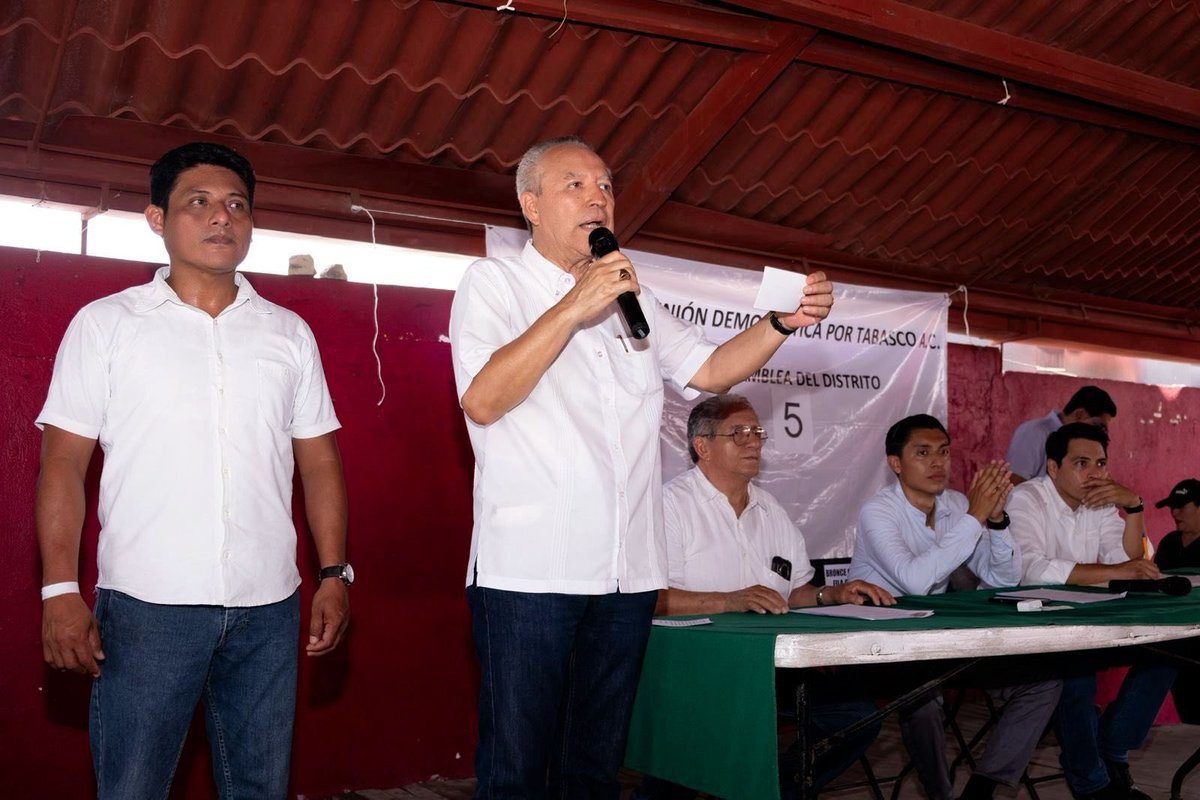 ReporteTab's tweet image. Denuncia @MorenaTabasco ante el Tribunal Electoral acuerdo de autorización a la asociación civil Unión Democrática por Tabasco para constituirse partido político. Con ello se le cierran posibilidades tanto a @Bertruy_ como a @EvaristoHdzCruz para consolidar sus proyectos.

#RT