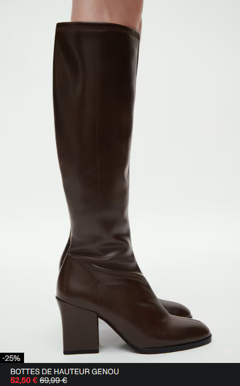 DeeseAlize's tweet photo. pitié AIDEZ MOI je prend lesquels ??? #bottes #soumis #cleangirls #WINTER https://t.co/aJsf1ILxUh