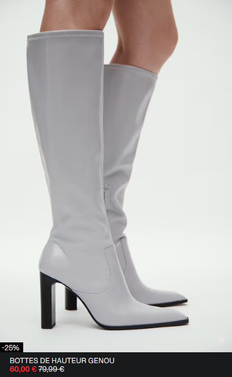 DeeseAlize's tweet photo. pitié AIDEZ MOI je prend lesquels ??? #bottes #soumis #cleangirls #WINTER https://t.co/aJsf1ILxUh