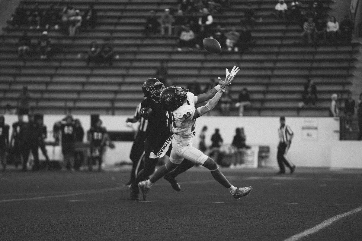 2025 SZN Highlights‼️ 
CB || True Freshman
6’0 165
Qualifier 

Highlights: hudl.com/v/2Swkyd

<a href="/PCCLancerFB/">Pasadena City College Football</a> <a href="/PCCAthletics/">PCC Athletics</a> <a href="/RobertTuckerPCC/">Robert Tucker</a> <a href="/CoachMike_21/">Coach Mike Sanchez</a> <a href="/CoachBrownstead/">Mark Brownstead</a> <a href="/CoachHartnett43/">Joseph Hartnett</a> <a href="/scfafootball/">Southern California Football Association</a> <a href="/coachcastro626/">626COACHC🏴‍☠️</a> <a href="/coachmartin2/">Donald H. Martin, II</a> <a href="/JUCOFFrenzy/">JUCO Football Frenzy</a>