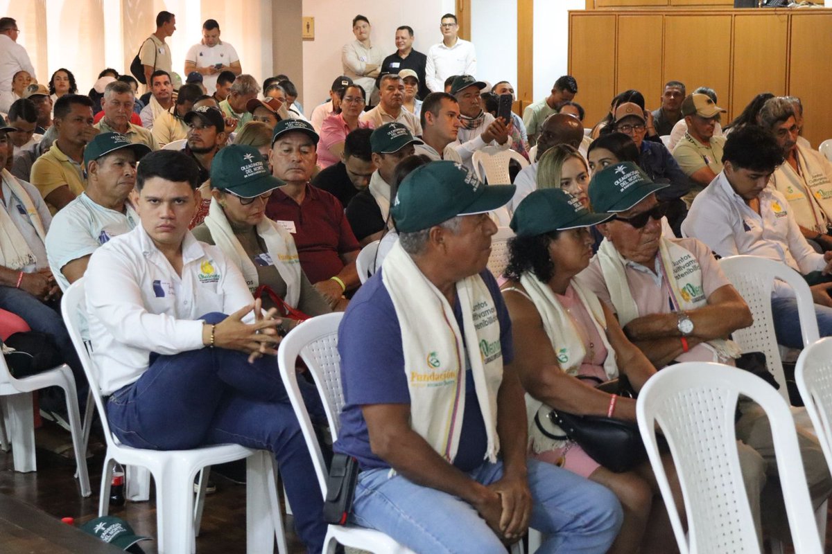 FedepalmaOrg's tweet image. Con la participación de alrededor de 150 productores del #Catatumbo, la Federación realizó una nueva edición de los #DiálogosPalmeros, espacio donde escuchamos de primera mano a los cultivadores de palma de aceite de la región, sus principales necesidades y expectativas.…
