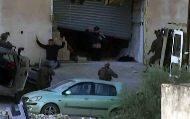 AstuteGaba's tweet photo. Two Palestinian terror suspects are seen apparently surrendering to Israeli forces in the West Bank city of Jenin, before they were shot dead
#IDF #IsraelDefenseForces #SouthernSyria #MilitaryOperation #SyriaConflict #TerroristSuspects #IDFOperation #IsraeliArmy #Counterterrorism #MiddleEastTensions #Gunfire #MilitaryFootage #Islam #Jihad