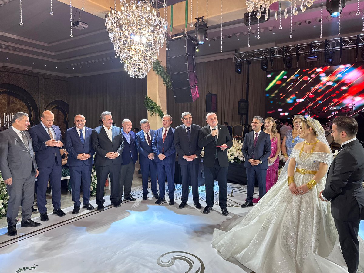 📍Gaziantep

İl Yönetim Kurulu Üyemiz Hakan Savcı’nın kıymetli evladı İlayda ve Titiz ailesinin değerli evladı Ahmet gençlerimizin düğünlerine katılarak bu mutlu günlerine şahitlik ettik.