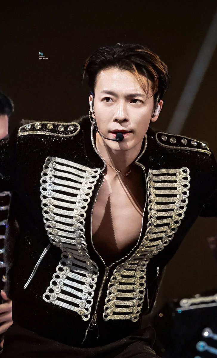 hae_hyuk_410's tweet photo. 全人類にSUPER JUNIORのビジュ担を自慢したい https://t.co/WyipticOuP
