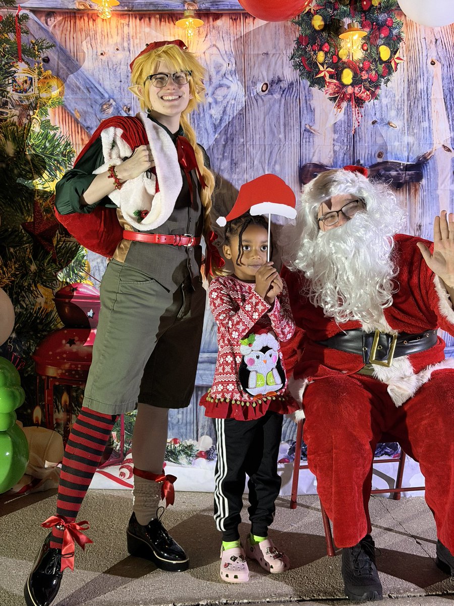 God blessed our family w/ an amazing Thanksgiving day! We enjoyed a delicious meal &amp; we attended our annual Palomaglade Xmas Light opening night. Anais got to hang out w/ Santa. Most importantly the Cowboys won! I hope everyone enjoyed their Thanksgiving as much as we did.