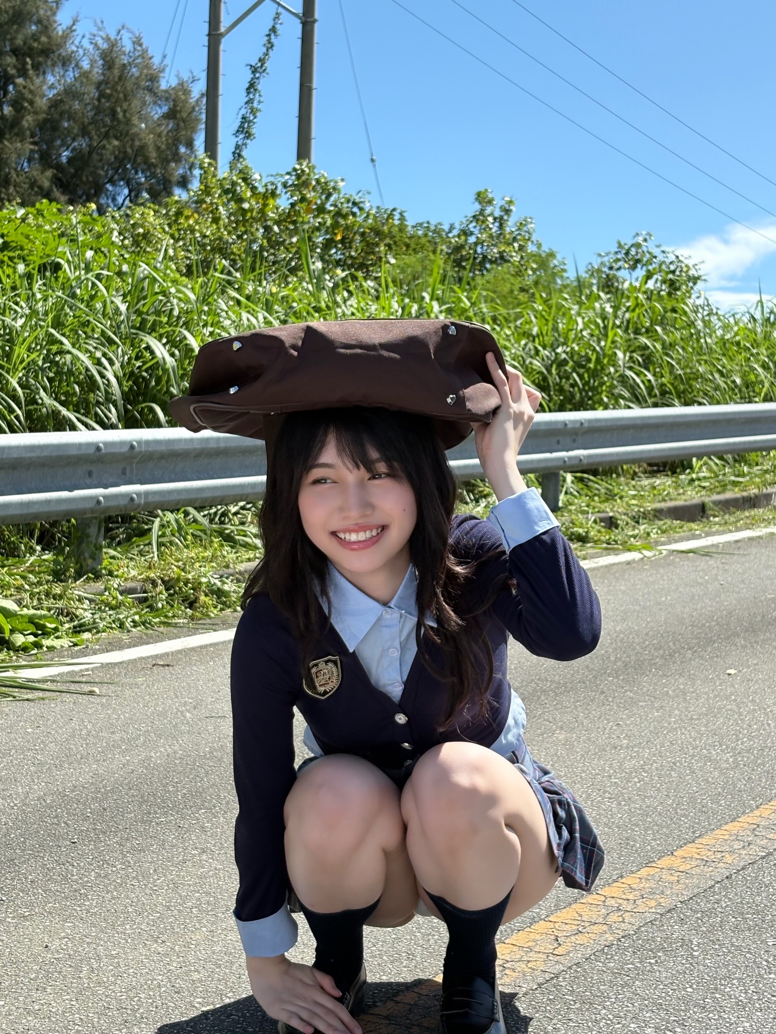 どこ見たか教えて｜早川真由（@mayu_033030）パンチラ画像まとめ