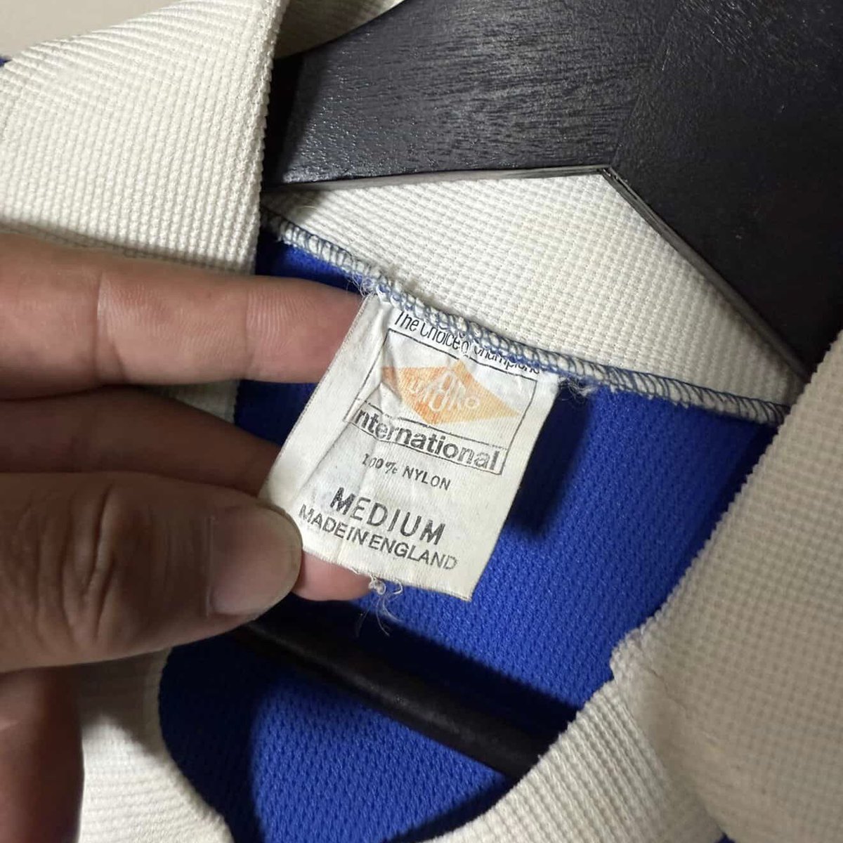 The Oldest Shirt in the Collection

Here is a sneak peek at the shirt that’s travelled across the world just to come home once again 🏴󠁧󠁢󠁳󠁣󠁴󠁿 

This is now the oldest shirt in the collection 

Stay tuned for the full post in the near future…..

<a href="/StJohnstone/">St. Johnstone FC</a> <a href="/sjfcheritage/">St Johnstone FC Heritage Collection</a> <a href="/SaintsOTD/">Saints On This Day</a>