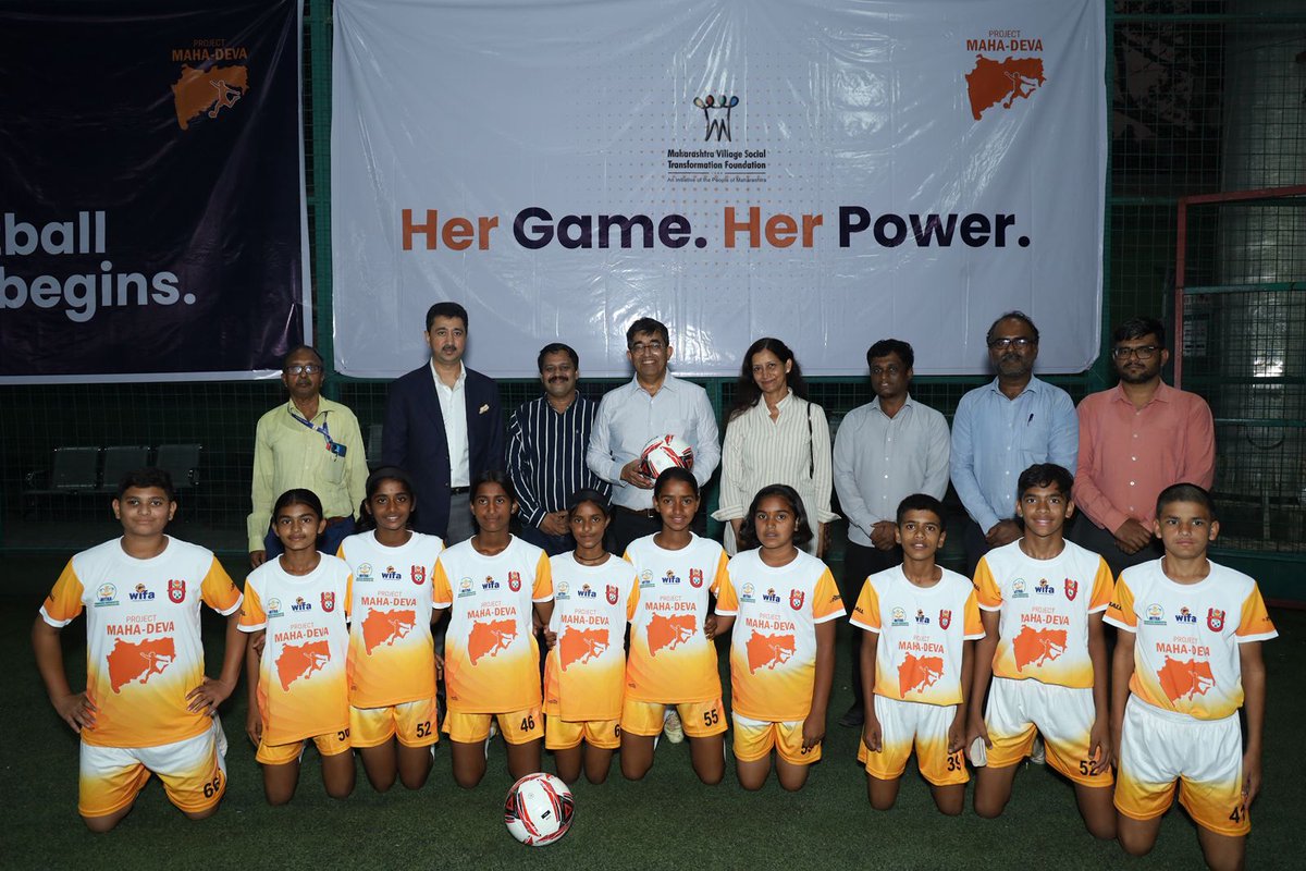 MVSTForg's tweet image. Project Mahadeva is transforming Maharashtra football.
60 young players selected for a 5-year Govt scholarship — with mentorship from Lionel Messi on Dec 14. A huge boost for grassroots talent!

#ProjectMahadeva #FutureStars #VSTF