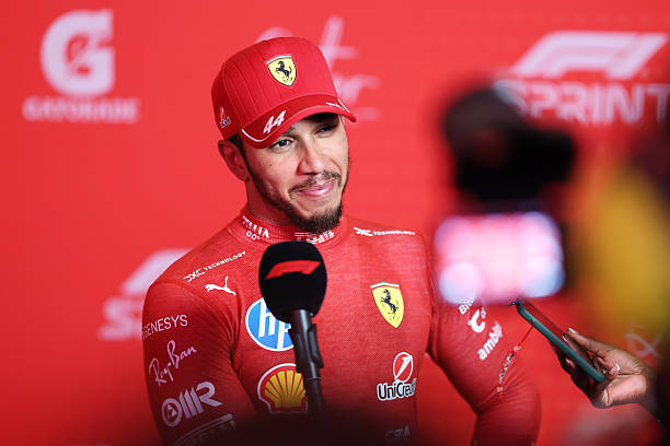 simsgazette's tweet image. David Croft, after Sir Lewis Hamilton's interview today:

"When you've excelled as much as Lewis Hamilton has, it must be hard in these moments to not just remember the good times, but remember that, you know, you are the GOAT. You are the greatest."

"It is painful to hear, but…