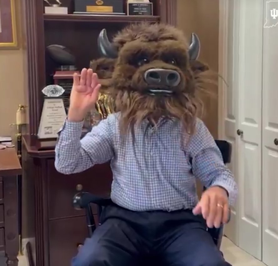 Hoosier_Review's tweet image. Lee Corso man #iufb