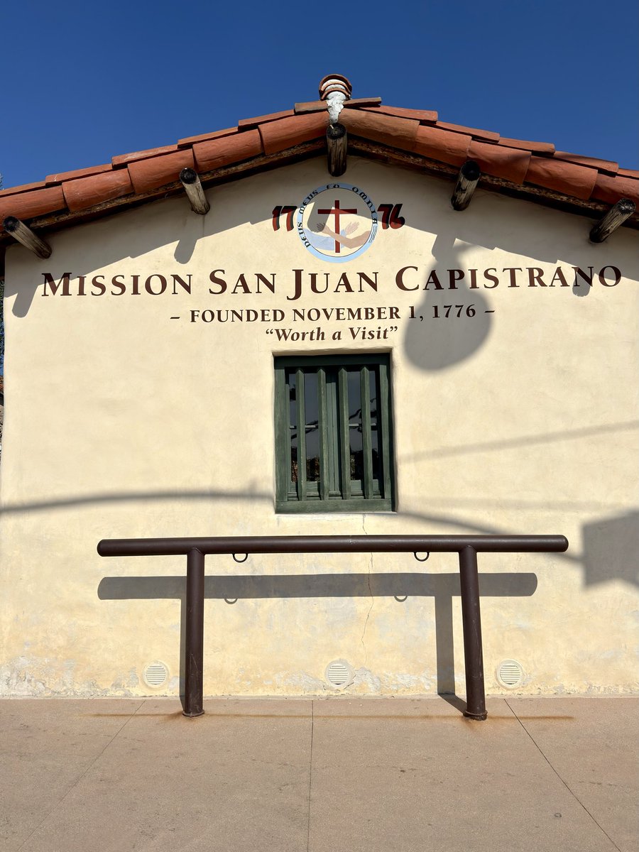 NightWatch716's tweet photo. Forgot to post the rest of Michelle’s birthday week. This time, we toured the first mission in Orange County, @MissionSJC  Part 1/6 https://t.co/hxFW6Kmu46