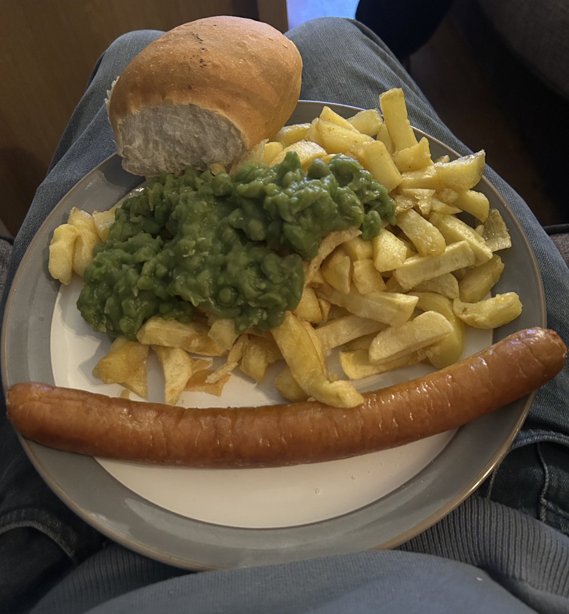 ccfcfan's tweet image. Here we are then! Yes folks and for the doubters plus people wondering too, the Bigfoot Sausage, chips peas and the batch pre Charlton is real and authenticated this evening 👌

Hopefully 3 Moore points incoming tomorrow too! Bring it on #pusb