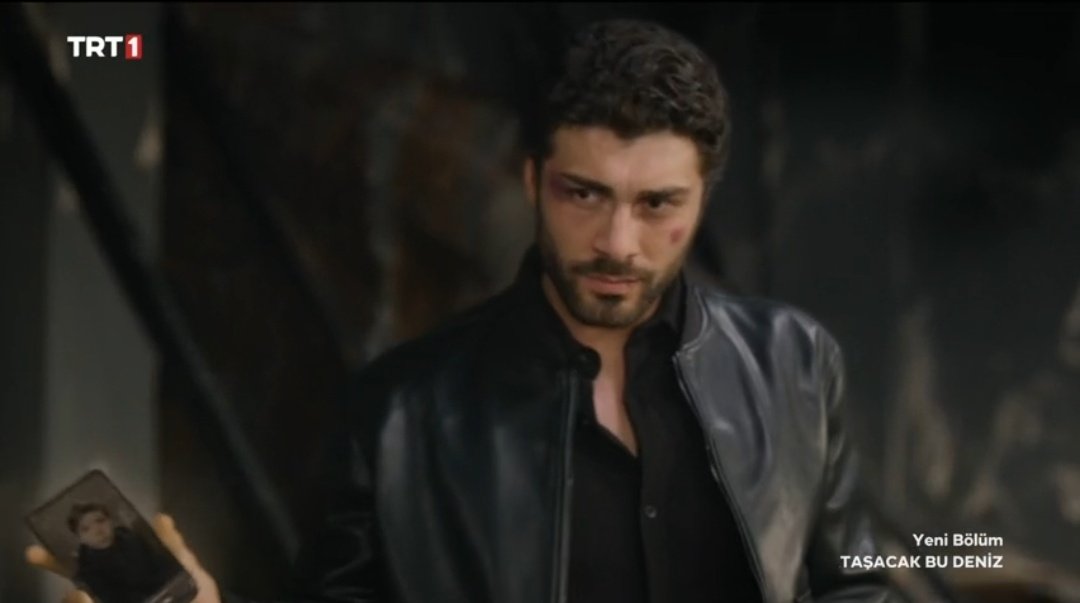 Kimse de çıkıp demiyor mu ya gökhan ne ara ayaklandı  hddjjsjz

#TaşacakBuDeniz