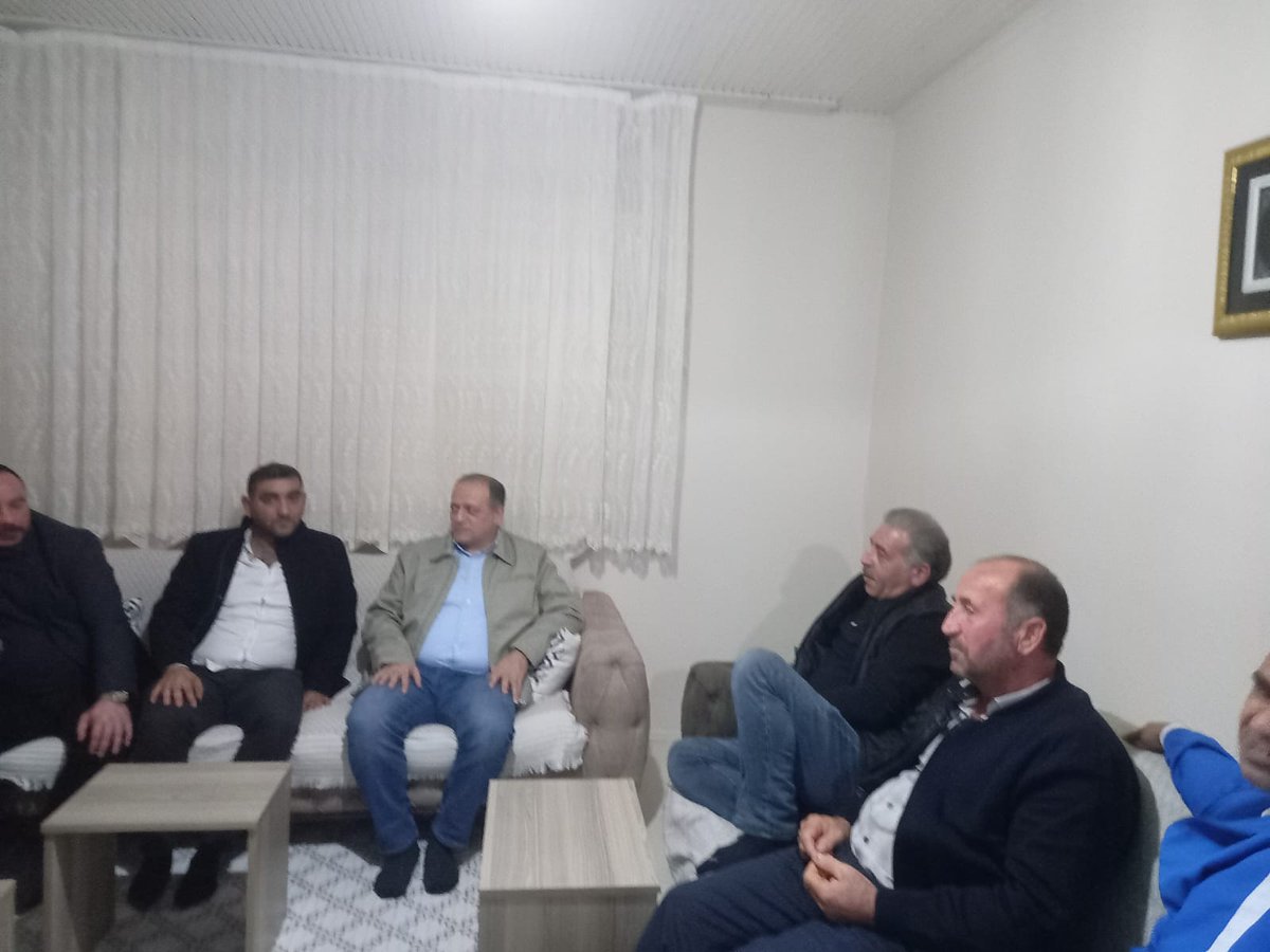 📍#HayırlıGünlerKomşum - #DerdinDerdimizdir 

İlçe Yöneticilerimiz ve Belediye Meclis Üyemiz Battalgazi Mahallesinde TAŞDELEN ailesini ziyaret ederek, Liderimiz Sn. Devlet Bahçeli’nin selamlarını ilettiler.
<a href="/_MHPistanbul_/">MHP İstanbul</a> 
<a href="/sertel_selim/">Sertel Selim</a> 
<a href="/aslanHa45813633/">HAKANASLAN</a> 
<a href="/AbdullahcnrMhp/">Abdullah ÇINAR</a>