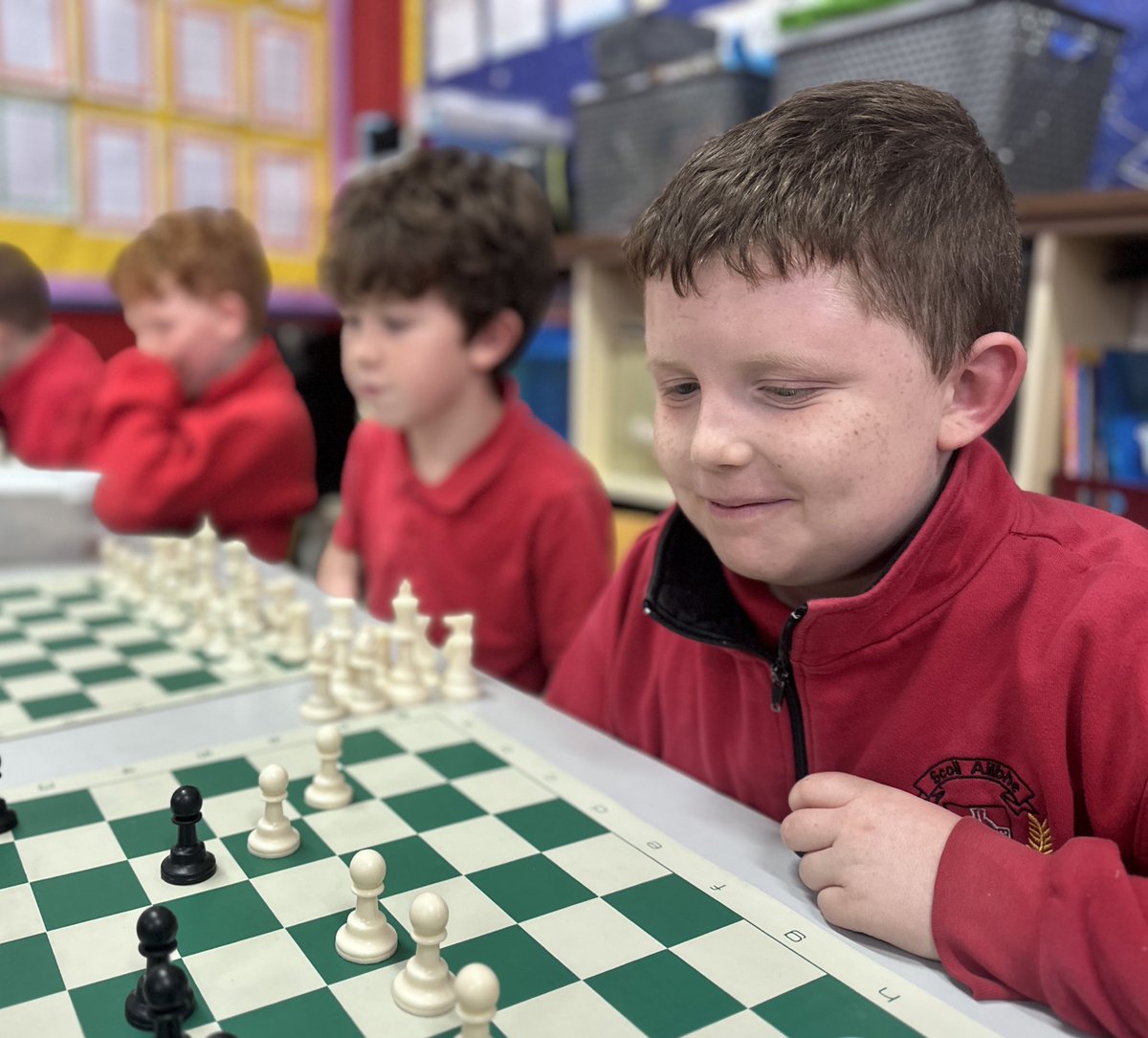 ScoilAilbhe's tweet image. Our after-school clubs continue to be very busy! These chess players are getting ready to take part in @Ficheall_ie tournament after Christmas. Serious #concentration is required for this! ♟️♟️♟️#funwithfriends #problemsolving #criticalthinking @chesscom