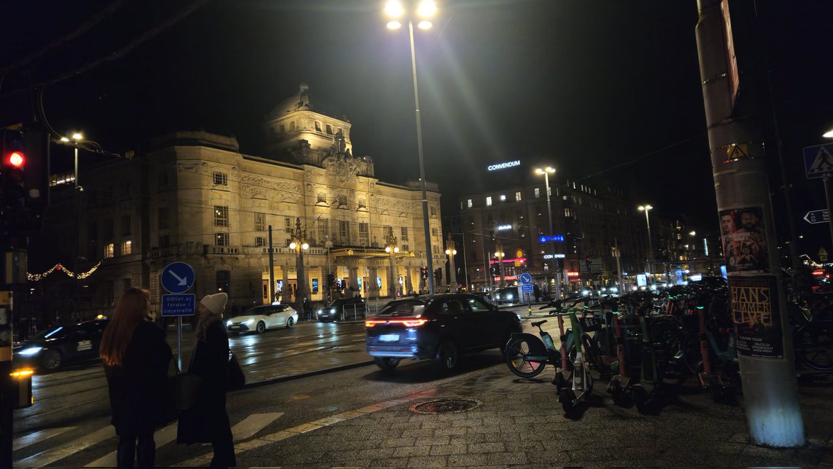 My arrival to Stockholm suspiciously coinciding with the end of Day 1