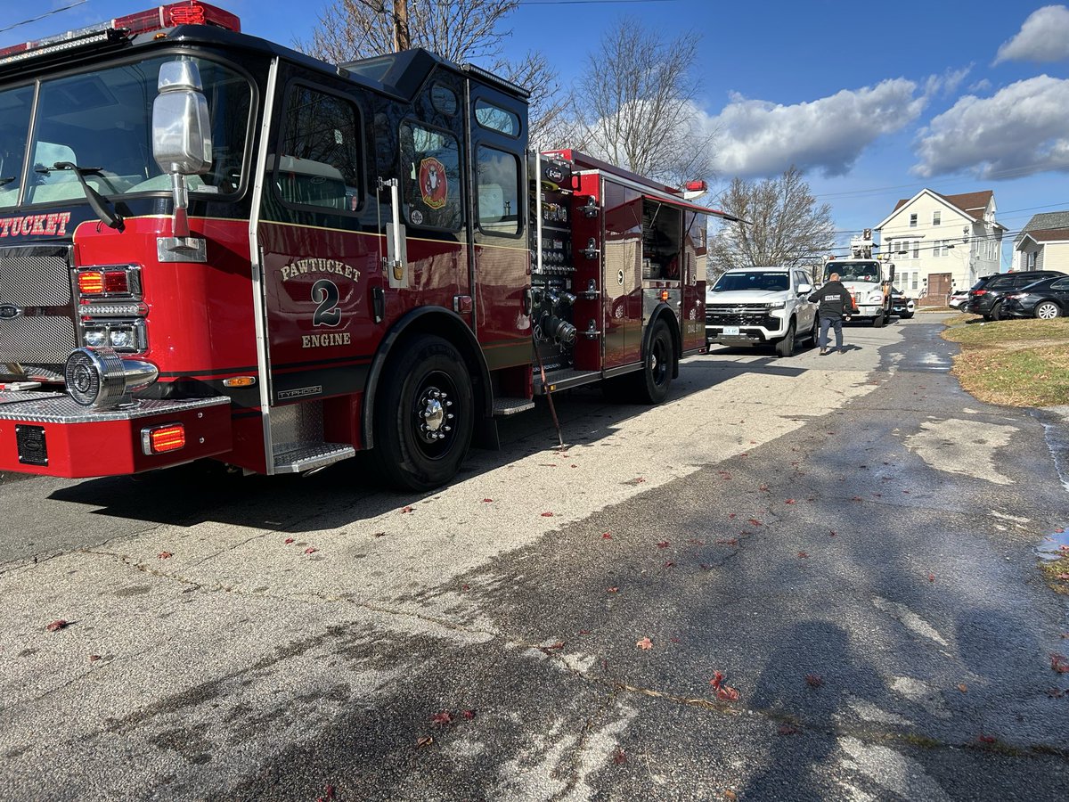 CameraManDan10's tweet photo. #BREAKING on scene of a fire in Pawtucket. Chief tells me that it was an “intense fire to fight” one person was trapped inside a mobile home unit and that they have succumb to their injuries on scene. One firefighter suffered burns to their ears. Tune in to @NBC10 for updates. https://t.co/j7FdGonASy