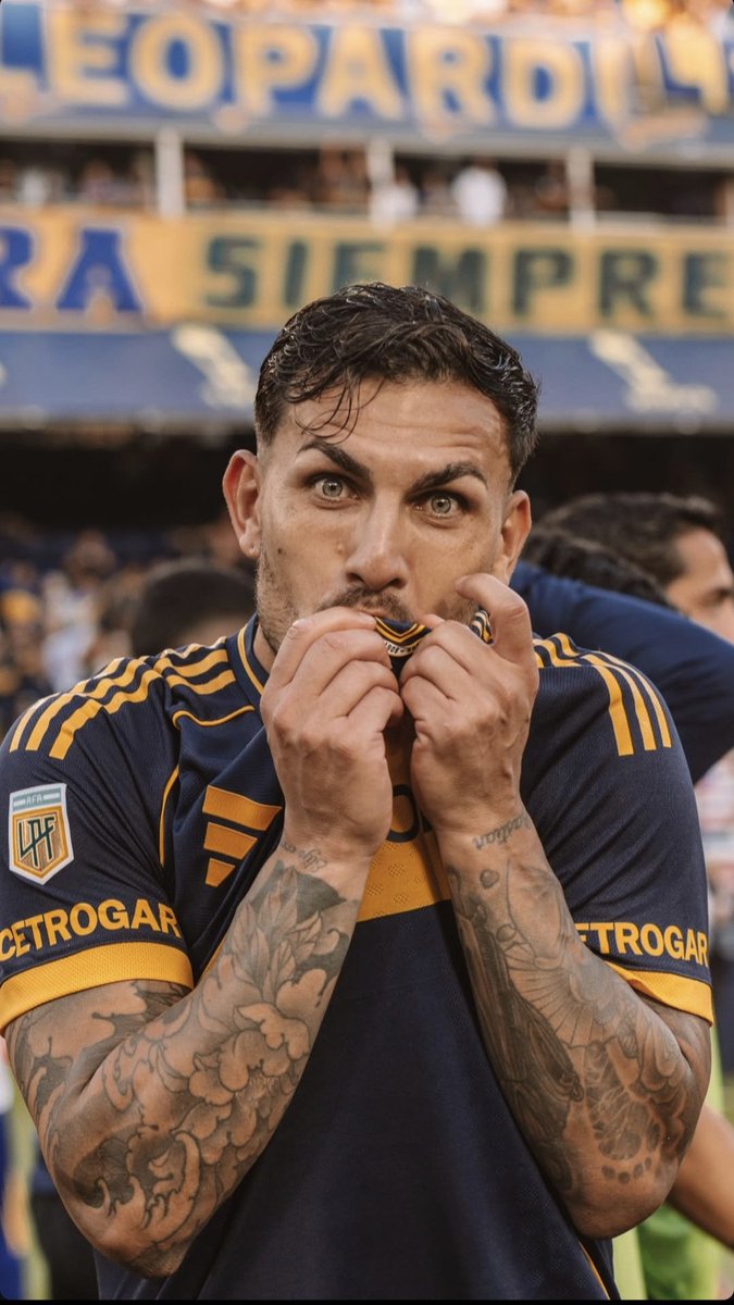 BJ_Informacion's tweet image. No le pregunten, es muy fácil.

Argentino, campeón del mundo y bicampeón de América. Seguí de largo.