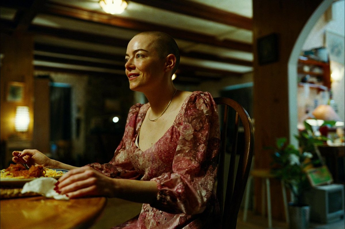 TheCineMoments's tweet image. just two people having a dialogue