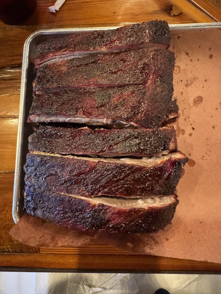 spartyryanh's tweet image. Black Friday well spent🤘🏻🍖@MeatBBQ @GuyFieri @Q106 @logg666 @LyntzJohnson @OldTownLansing @LSJNews @downtownlansing @lansingmichigan @CityPulse @FoodNetwork