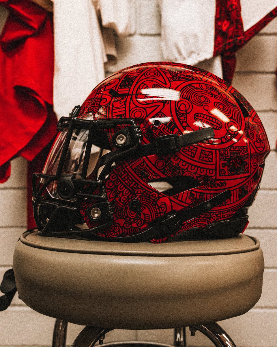 AztecFB's tweet image. Dressed for Success 🔴⚪️

#AztecFAST 🍢 x #BeTheA1pha 🐺 x #TheClimb📈