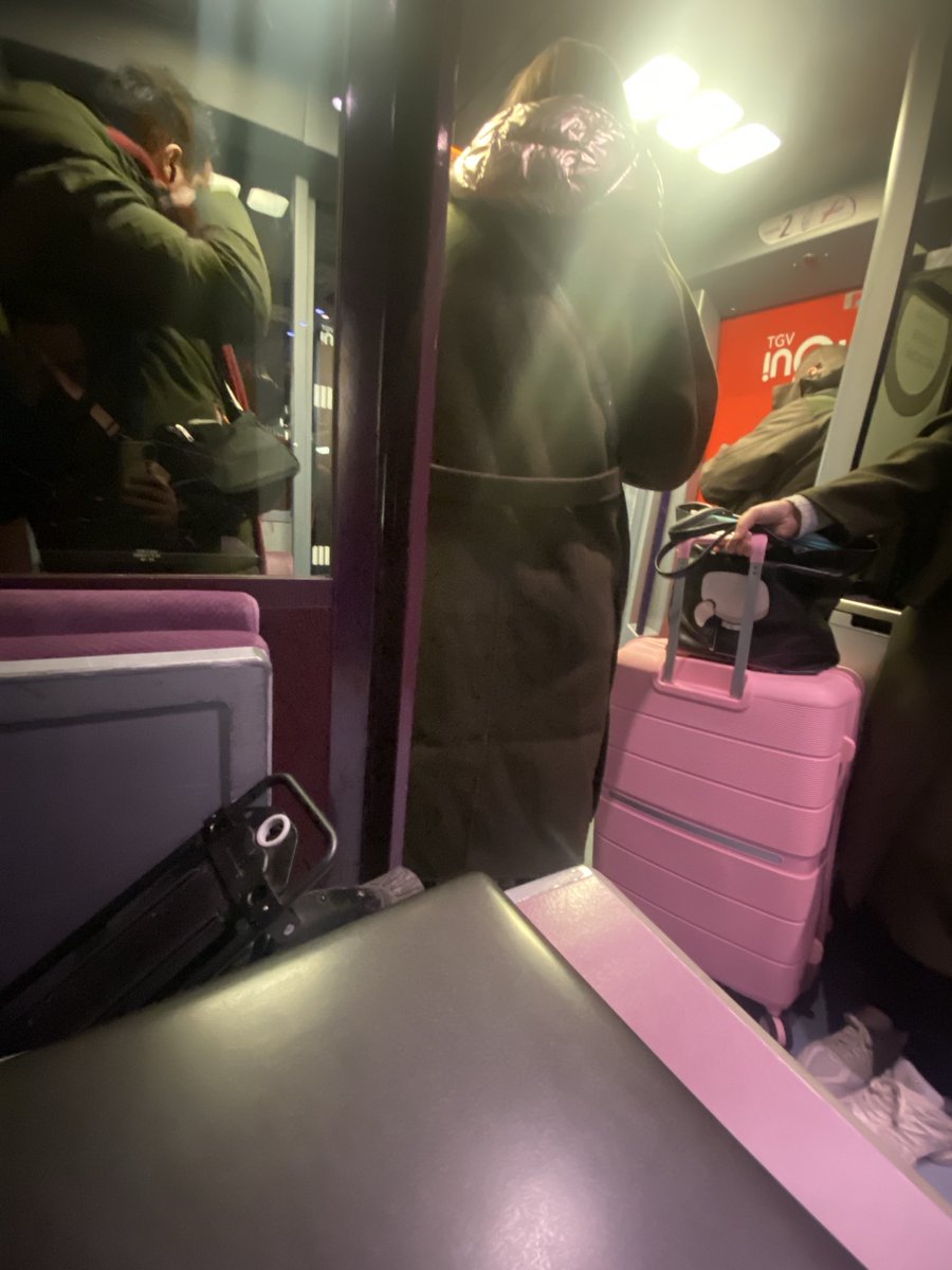 Mon TGV arrive dans 12 minutes à son terminus…