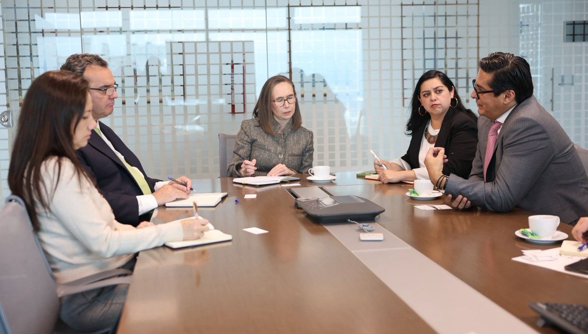 ces_ec's tweet image. ↪️ | Con el propósito de intercambiar líneas de trabajo e identificar intereses comunes, así como oportunidades de cooperación en materia de educación superior, formación técnica y tecnológica, innovación y desarrollo social.