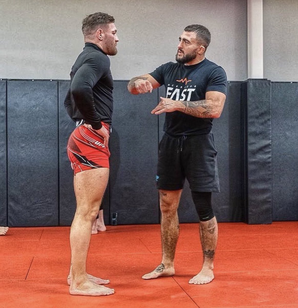 JakeNoeckerMMA's tweet image. 🚨| Here’s a fun @CFFCMMA fight tease for ya:

Richie Lewis (7-1) is being added to the already STACKED #CFFC149 card on December 20th in Atlantic City. He will be taking on a former Cage Fury champion. All I can say for now, the official announcement should be coming soon 👀🏆