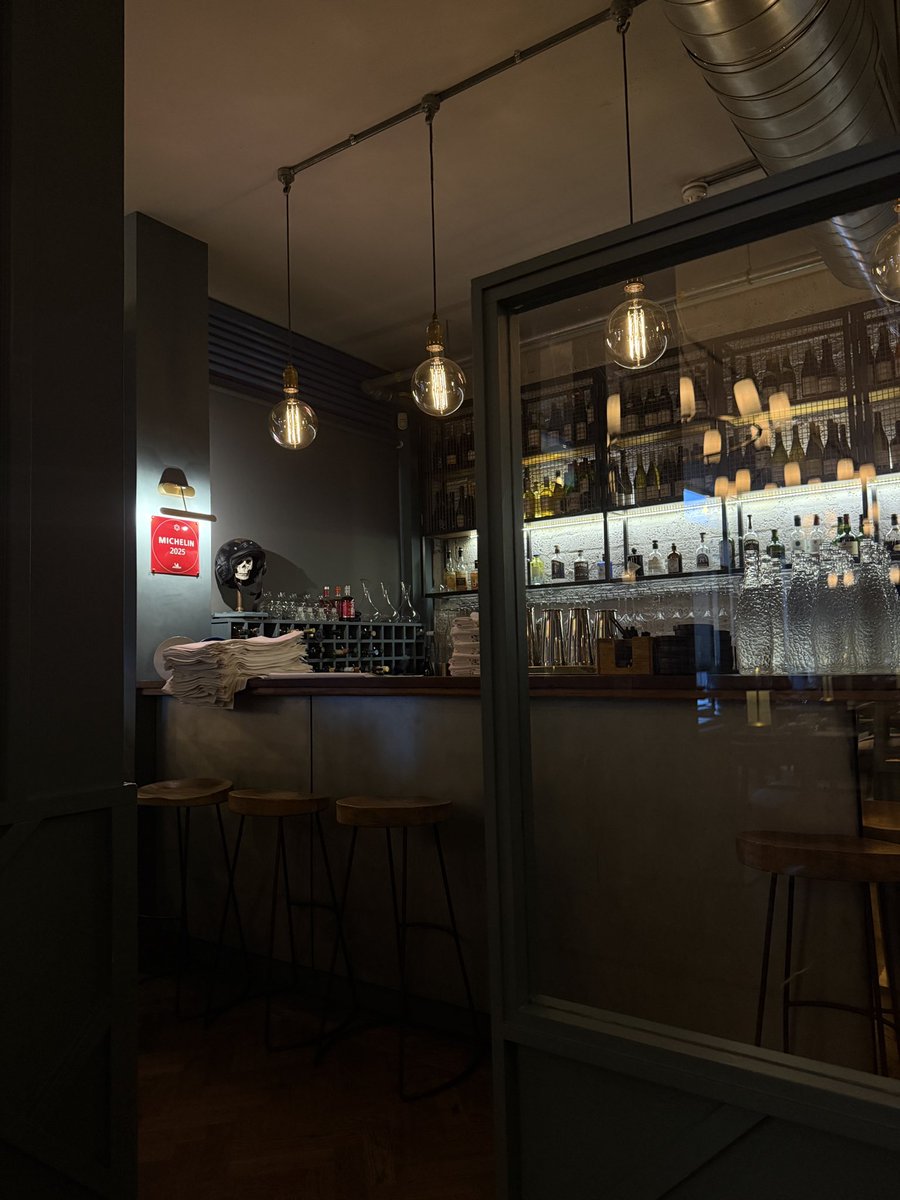 Clogs420's tweet image. Sick experience but the food was a bit mad for me