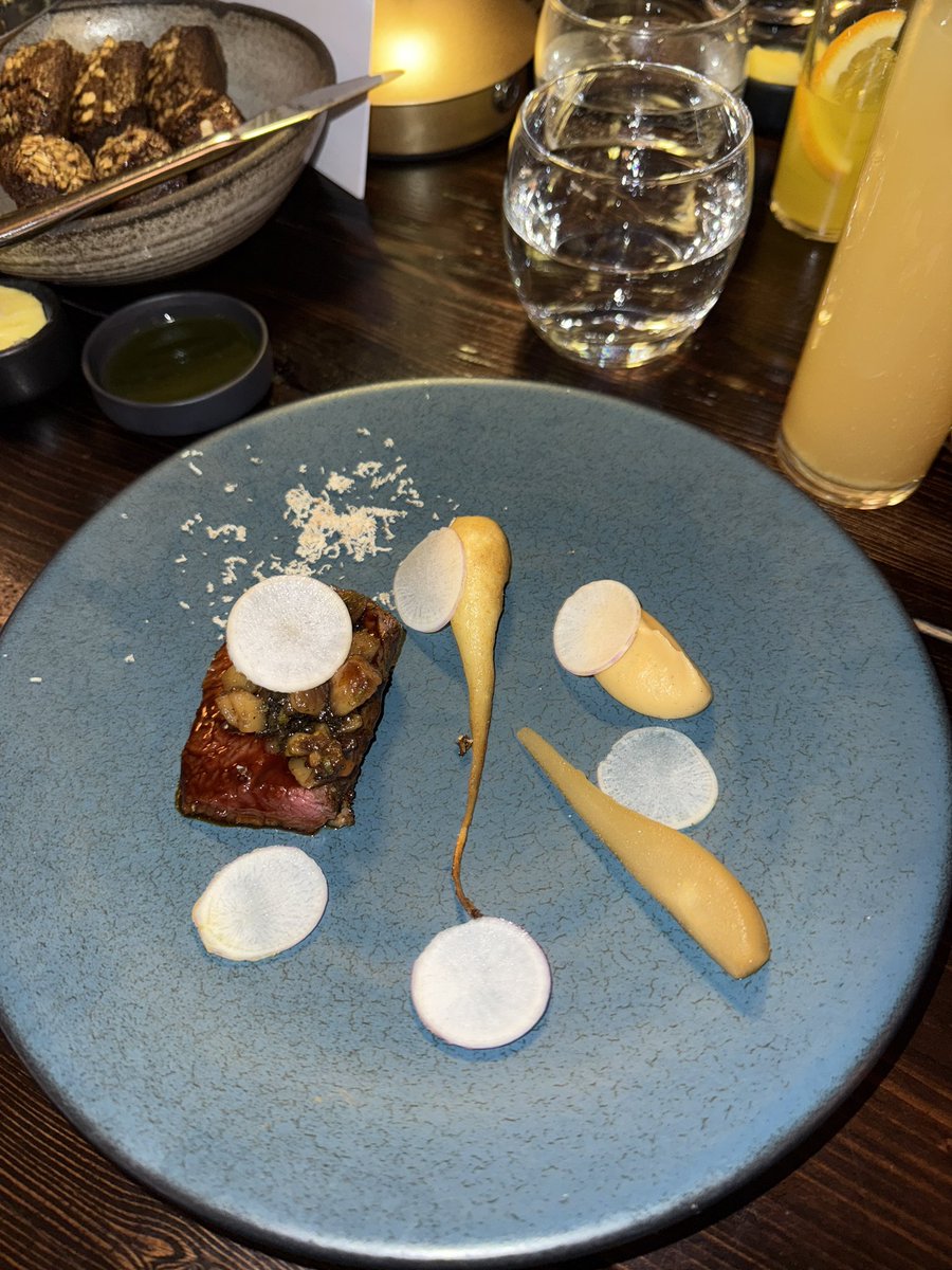 Clogs420's tweet image. Sick experience but the food was a bit mad for me