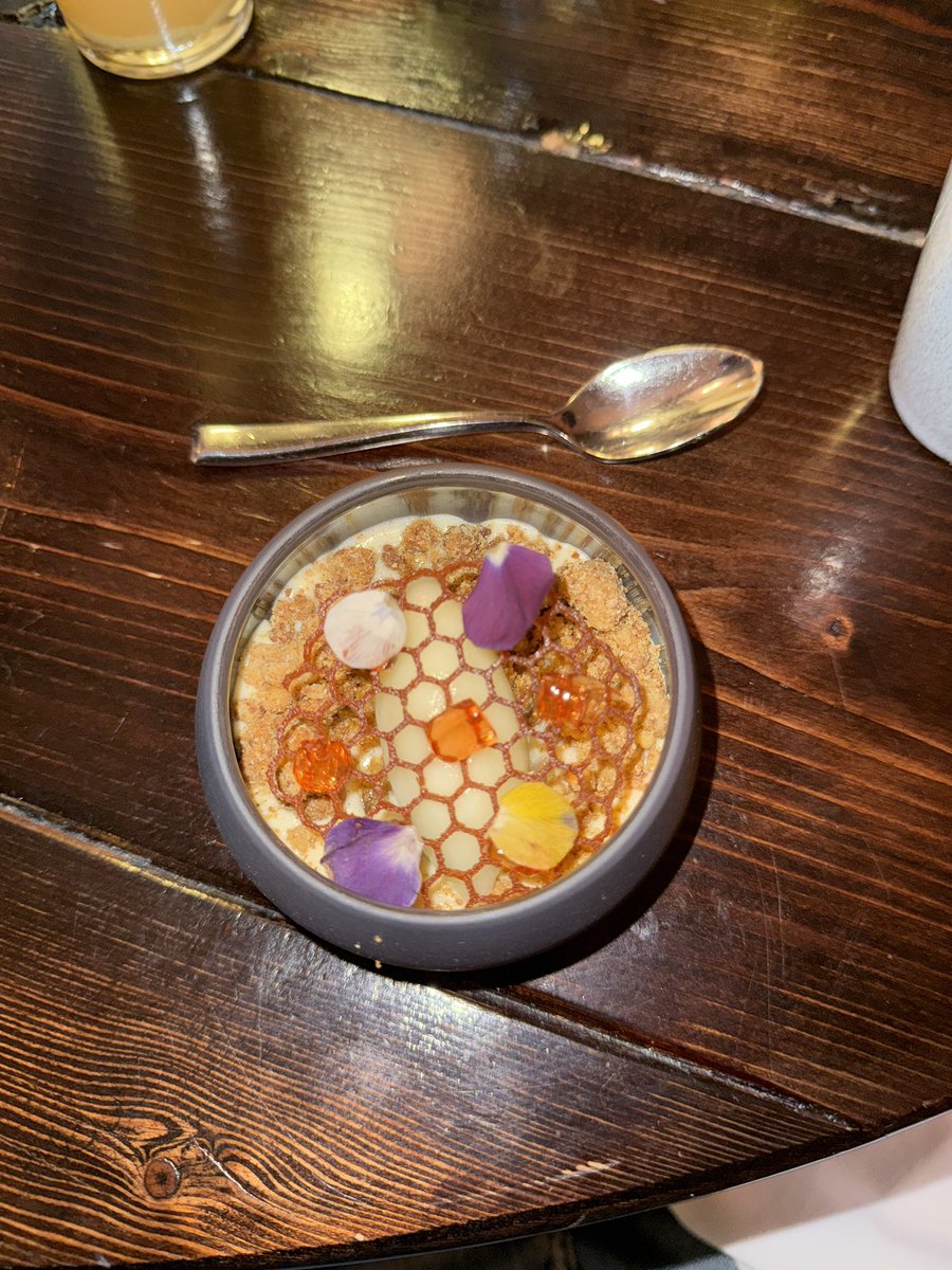 Clogs420's tweet image. Sick experience but the food was a bit mad for me