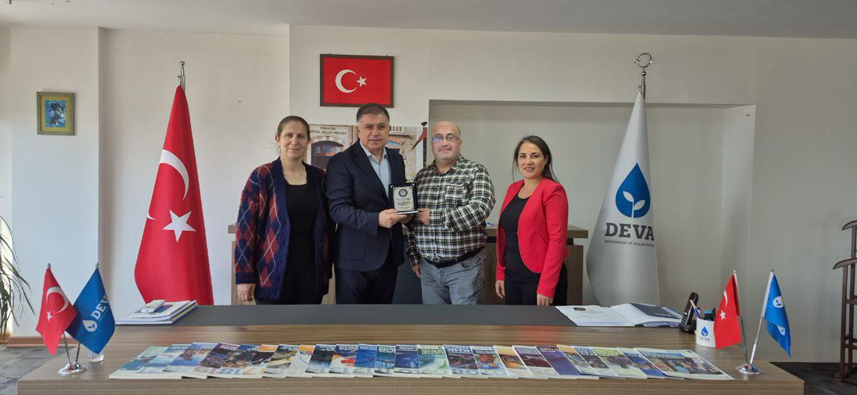 📍 EMADDER – DEVA PARTİSİ İZMİR İL BAŞKANLIĞI ZİYARETİ

<a href="/devapartisi/">DEVA Partisi</a>
<a href="/alibabacan/">Ali Babacan</a>
<a href="/aybaruygur/">Aybar UYGUR</a>
<a href="/izmirdedeva/">DEVA Partisi İzmir İl Başkanlığı</a>

Emeklilikte Adalet Derneği İzmir İl Temsilcilerimiz, DEVA Partisi İzmir İl Başkanı Sayın Aybar Uygur’u ziyaret etti.

Basın açıklamamıza katılarak verdiği güçlü destek için