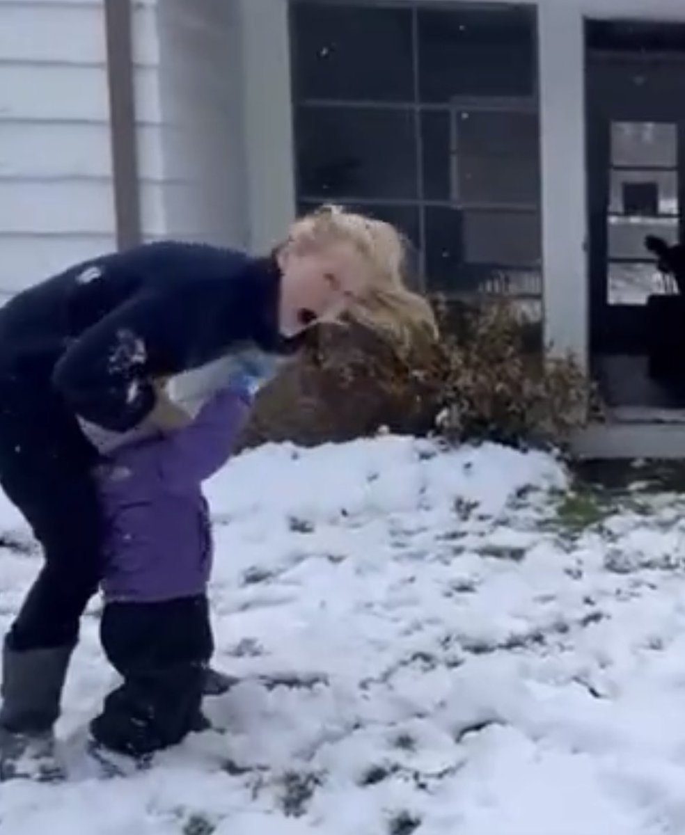 Chaotic auntie to the rescue.