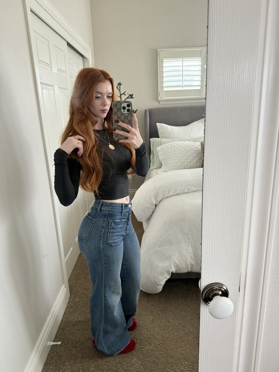 weegirlyscot's tweet image. Would you date a fiery redhead?