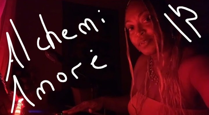 AlchemiAmore's tweet image. 🦋 AlchemiAmorés #BlackFriday? #BlackLove by #Maségo. I couldn&apos;t think of a better way for the world to remember on this day to travel, shop &amp;amp; love with safety &amp;amp; good will this holiday season. #Peace &amp;amp; #love!
✌🏽Enjoy,❤️ TonyaPage♎✌🏽

youtu.be/stQc66zO4O4