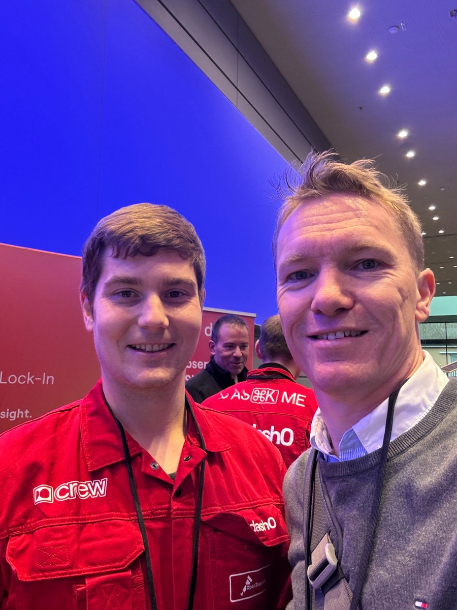 Lockhead's tweet image. Today and tomorrow the #CLC_Conf in Mannheim puts the focus on #PlatformEngineering #DeveloperExperience and a few #CNCF projects 🙃

I am excited to re-meet with old friends and make new friends ❤️

if you are attending, say HI 🙋

#DevOps #CloudNative #TechConference