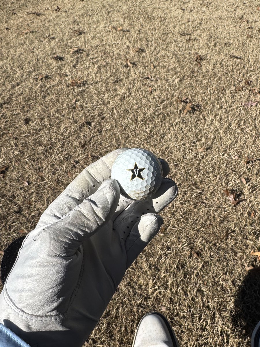 Stepped on some shit when walking in the rough🤮